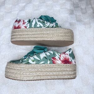 Vintage Havana Floral Espadrille Platform Sneakers 6.5